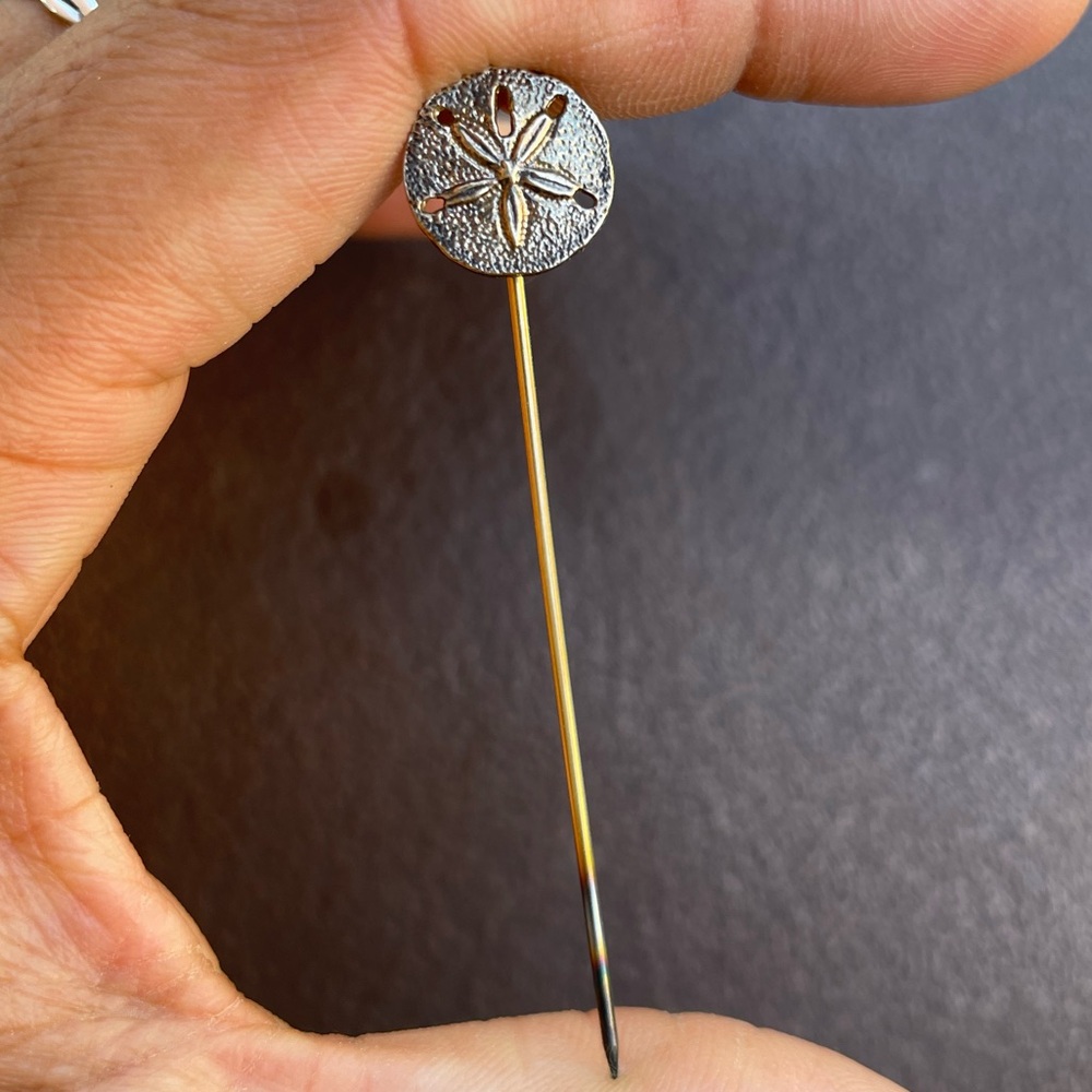 Vintage 925 sterling silver sand dollar stick pin brooch